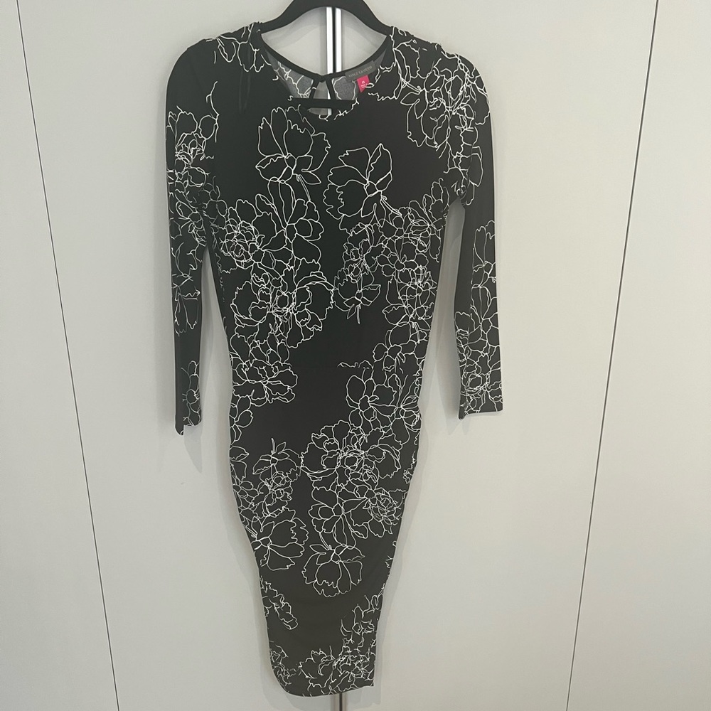 Vince Camuto size xs knee length dress